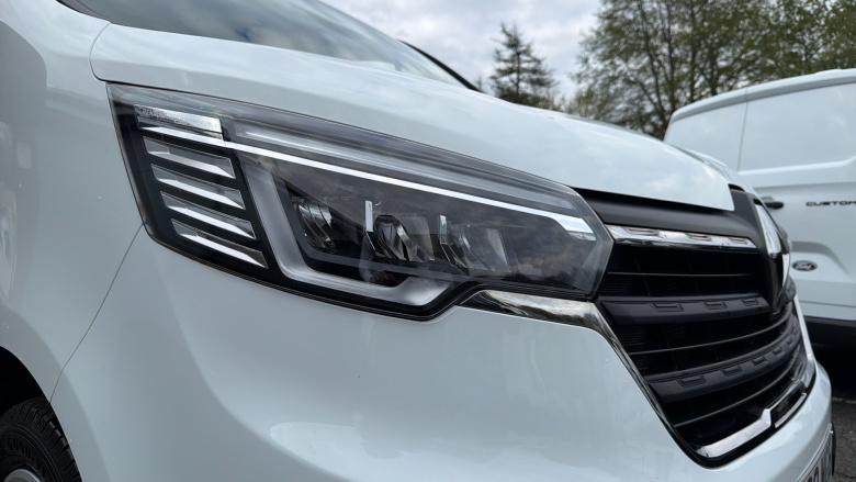 Renault Trafic Swb Diesel SL28 Blue dCi 150 Business Van